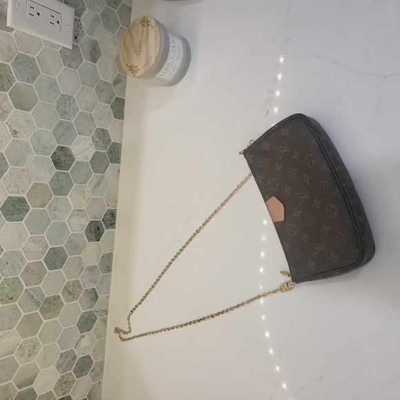 Louis Vuitton Pochette Pouch - Picture 14 of 15